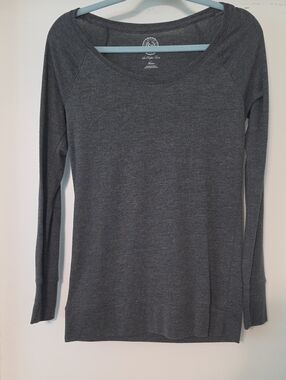 Authentic American Heritage Long Sleeve Scoop Neck Top - Charcoal